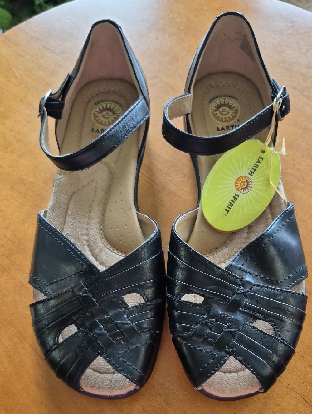 Earth Spirit Black Women’s Woven Peep-Toe Ankle-Strap Sandals. Size 9.5. NWT